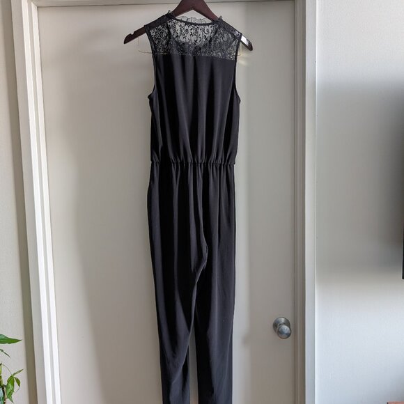 Black lace detail jumpsuit - Laundry by Shelli Segal size 2 - Picture 2 of 9